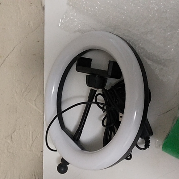 Studio Creator Video Maker Kit Complete - Picture 7 of 7